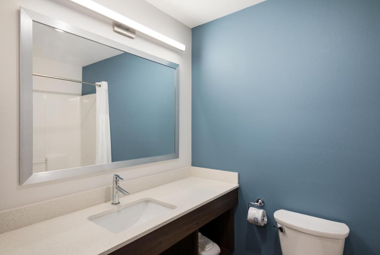 Woodspring Suites Austin Central Buitenkant foto